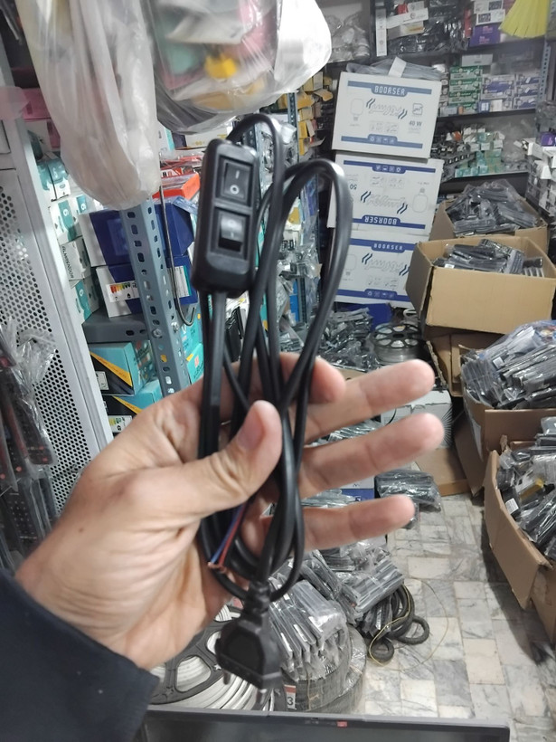 کلید بین راهی سیم دار با کلید دوپل