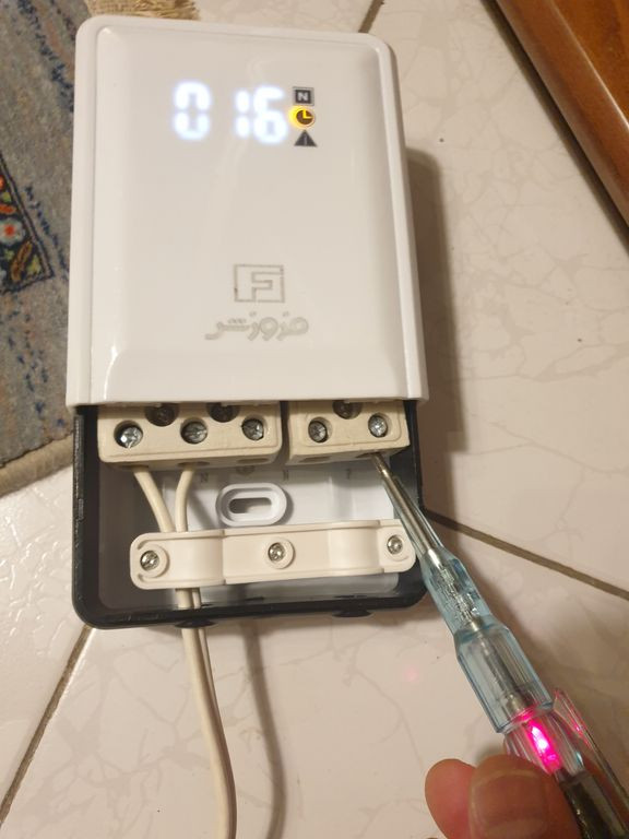 محافظ ولتاژ فروزش مدل پیش کنتوری دیجیتالی DG40 آمپر 40