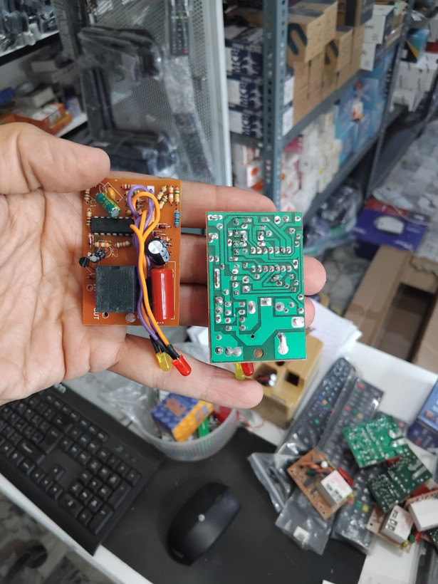 برد الکترونیک محافظ برق صوتی تصویری سیمدار درجه یک 10 آمپر